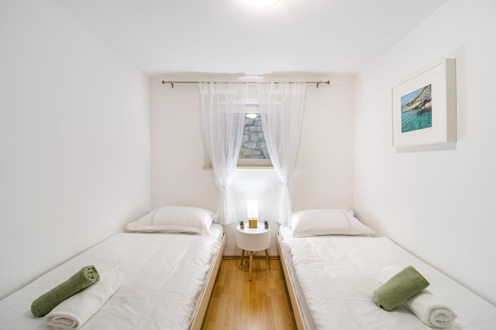 Apartmani P&S スペタル エクステリア 写真